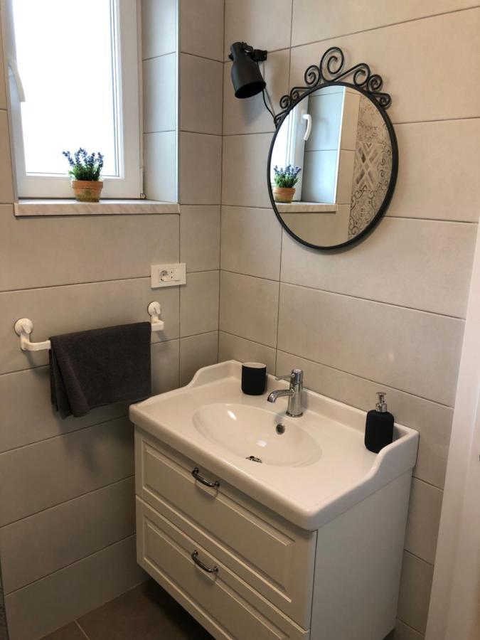 ונטאצ'יצ'י Apartments Nebo מראה חיצוני תמונה